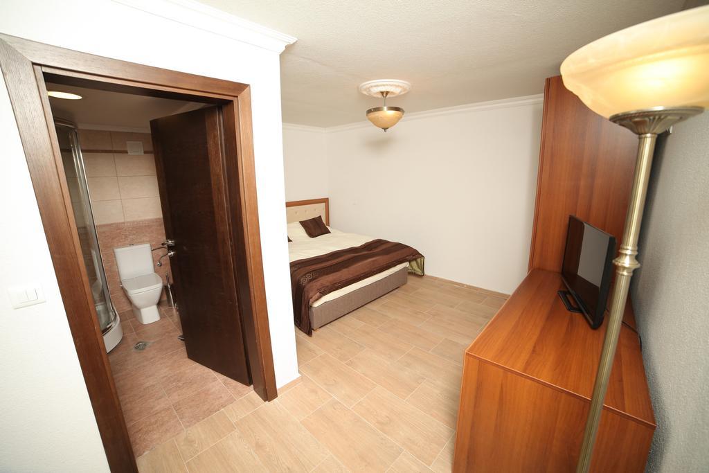 Apartments Risteski Ljubaništa Værelse billede