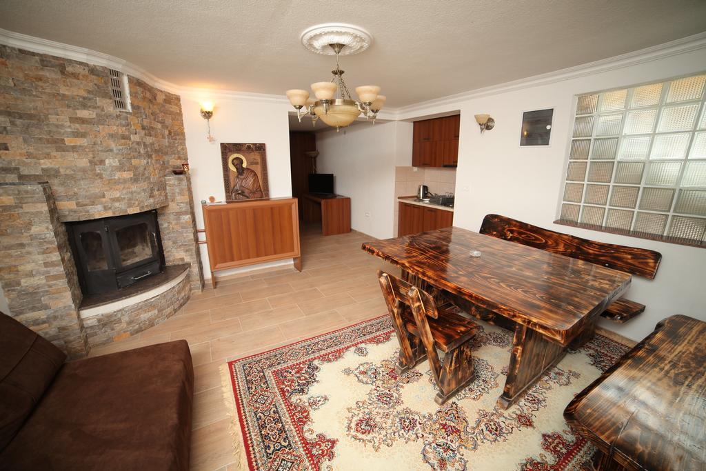 Apartments Risteski Ljubaništa Værelse billede