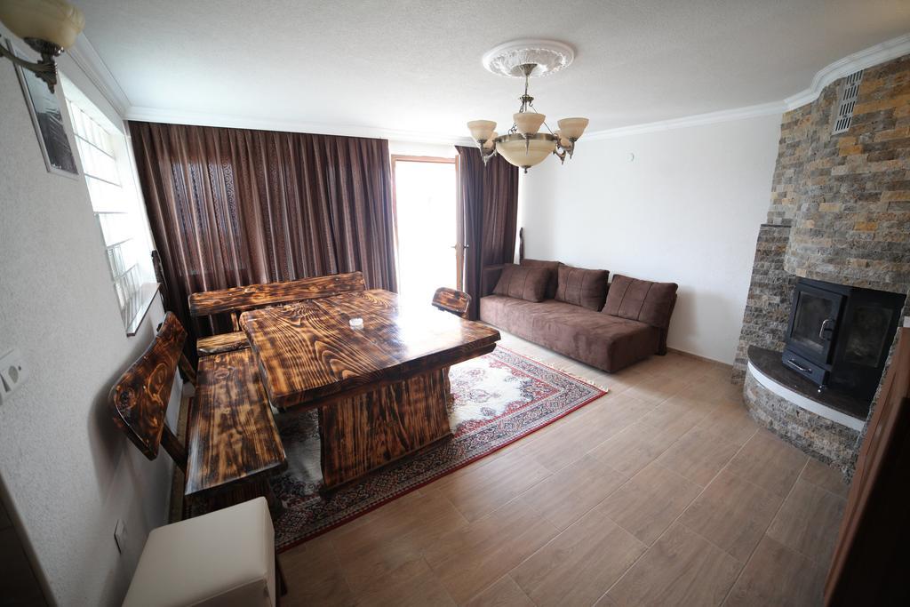 Apartments Risteski Ljubaništa Værelse billede