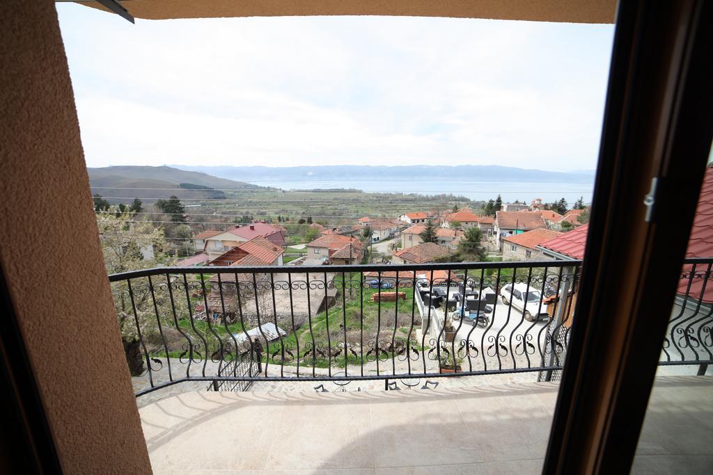 Apartments Risteski Ljubaništa Værelse billede