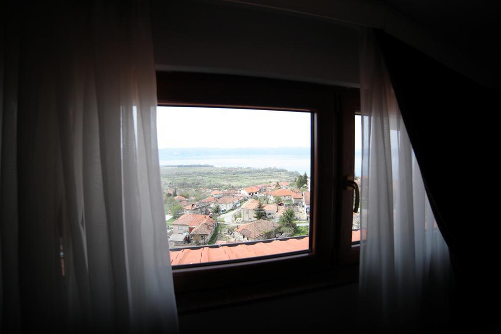 Apartments Risteski Ljubaništa Værelse billede