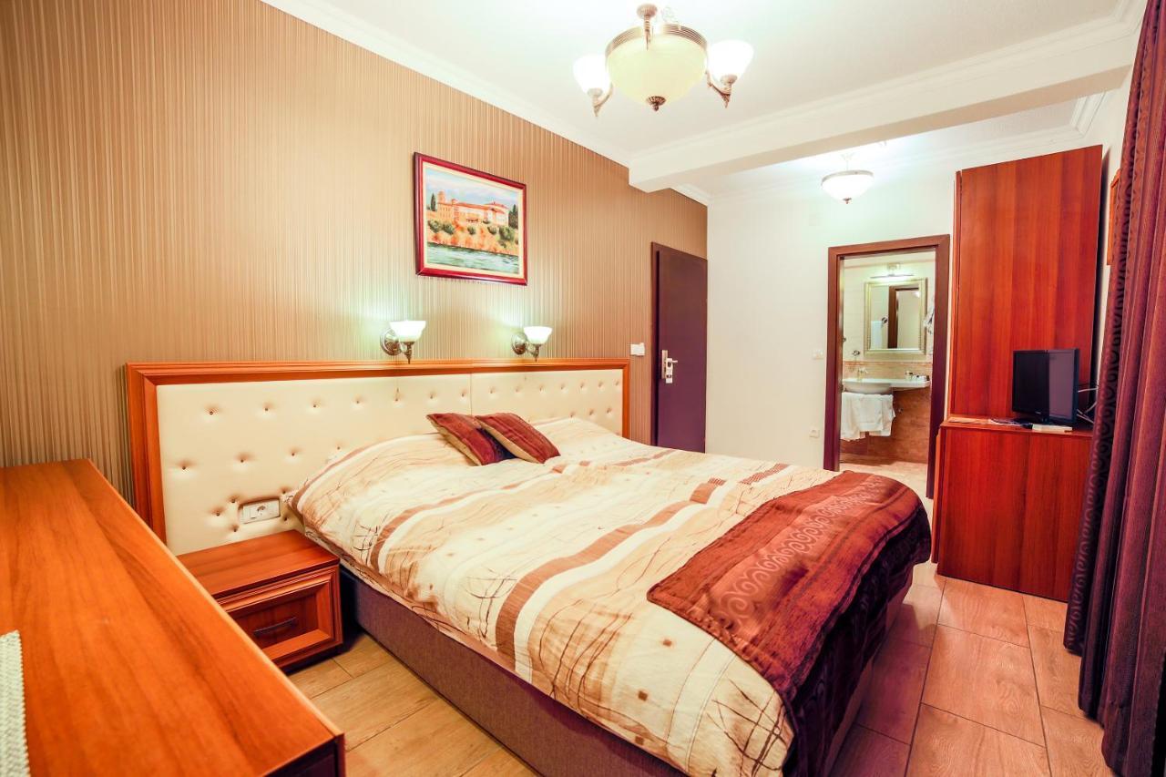 Apartments Risteski Ljubaništa Eksteriør billede